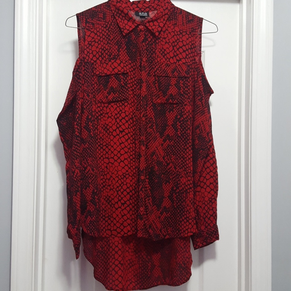 Ana cold shoulder high low blouse snakeprint